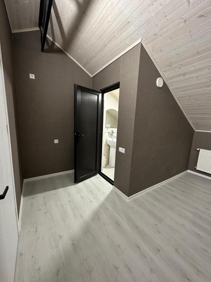 Guesthouse Chrdili Tbilisi Ngoại thất bức ảnh